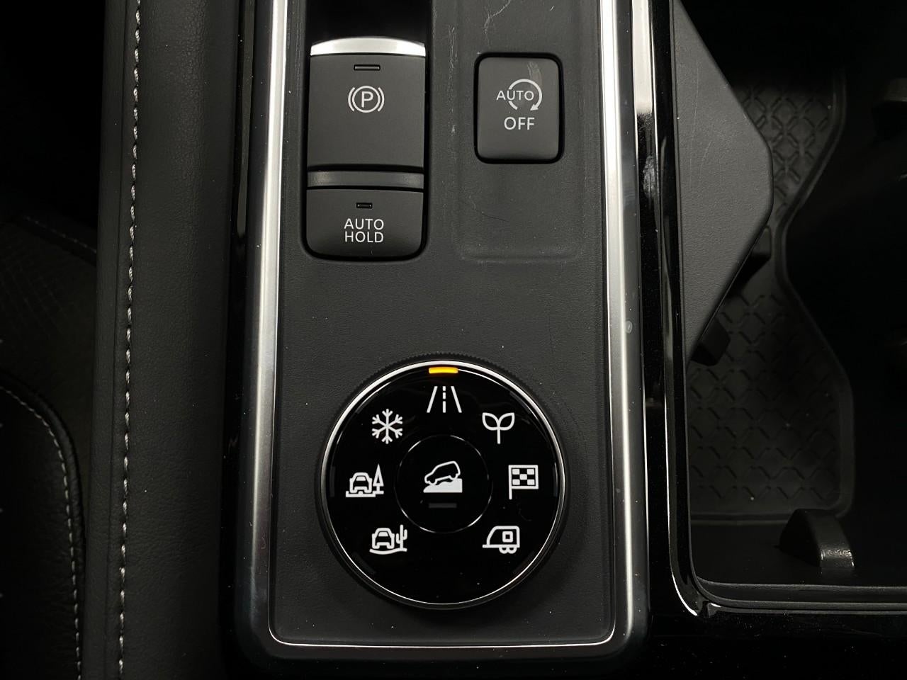 2026 Nissan Pathfinder SL 4WD