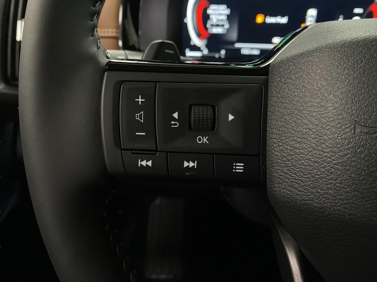 2026 Nissan Pathfinder Platinum 4WD