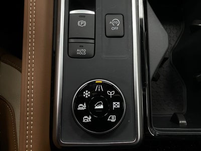 2026 Nissan Pathfinder Platinum 4WD