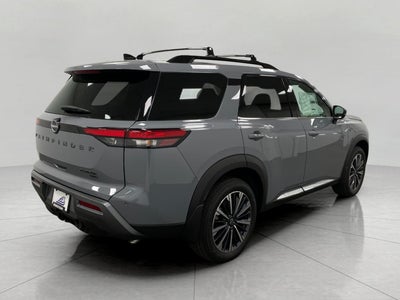 2026 Nissan Pathfinder Platinum 4WD