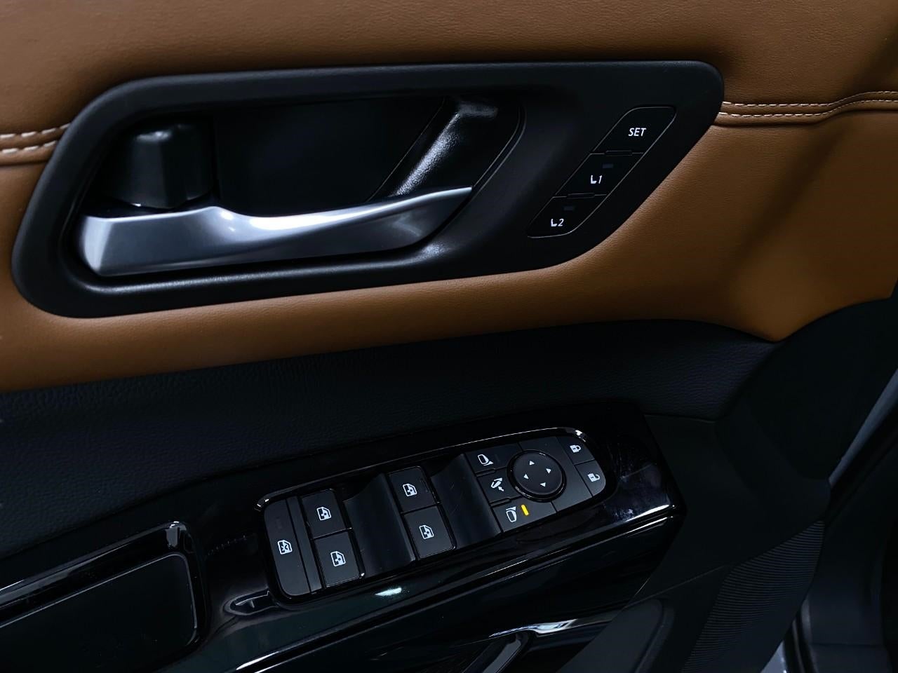 2026 Nissan Pathfinder Platinum 4WD