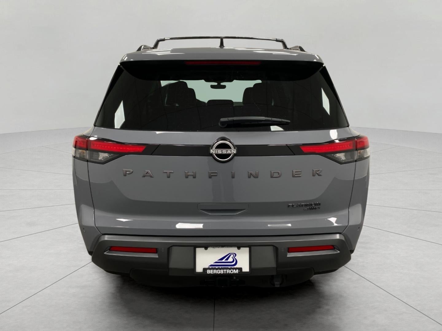 2026 Nissan Pathfinder Platinum 4WD