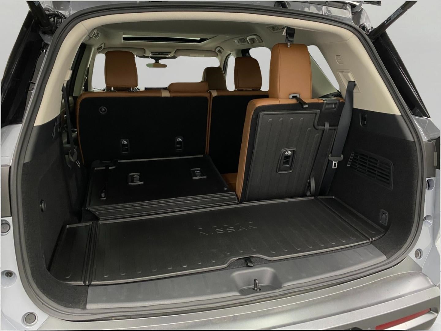 2026 Nissan Pathfinder Platinum 4WD