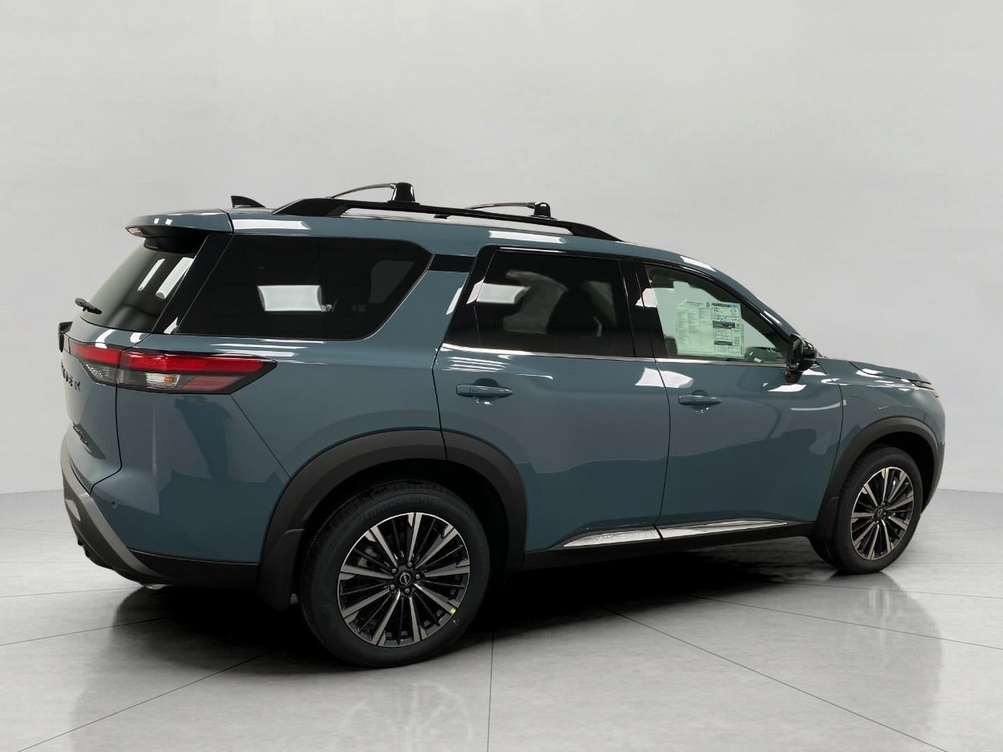 2026 Nissan Pathfinder Platinum 4WD