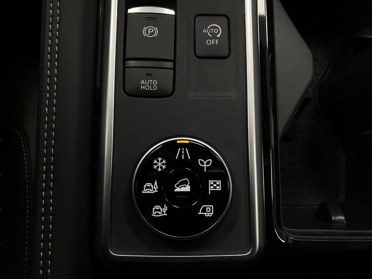 2026 Nissan Pathfinder Platinum 4WD