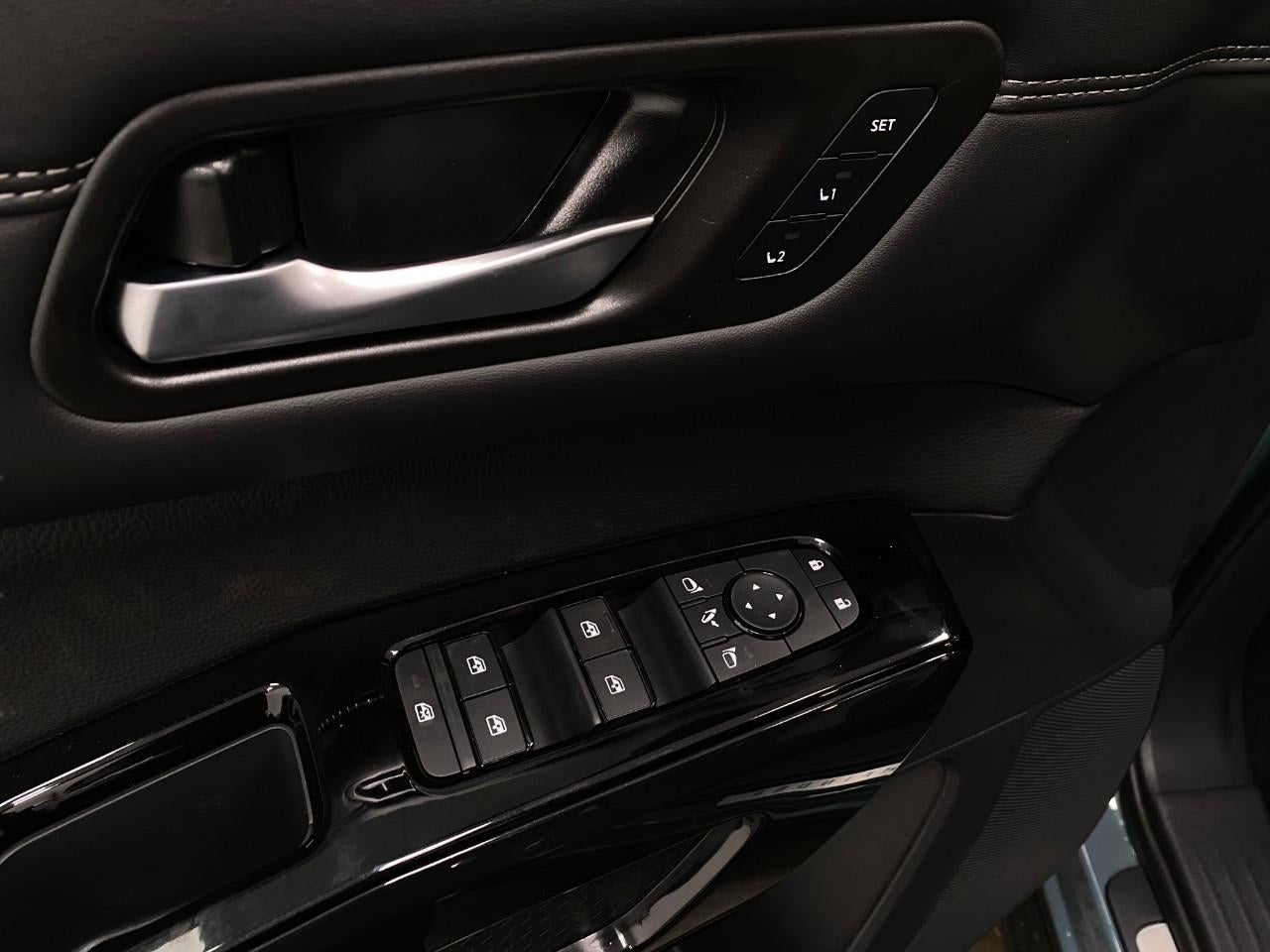 2026 Nissan Pathfinder Platinum 4WD