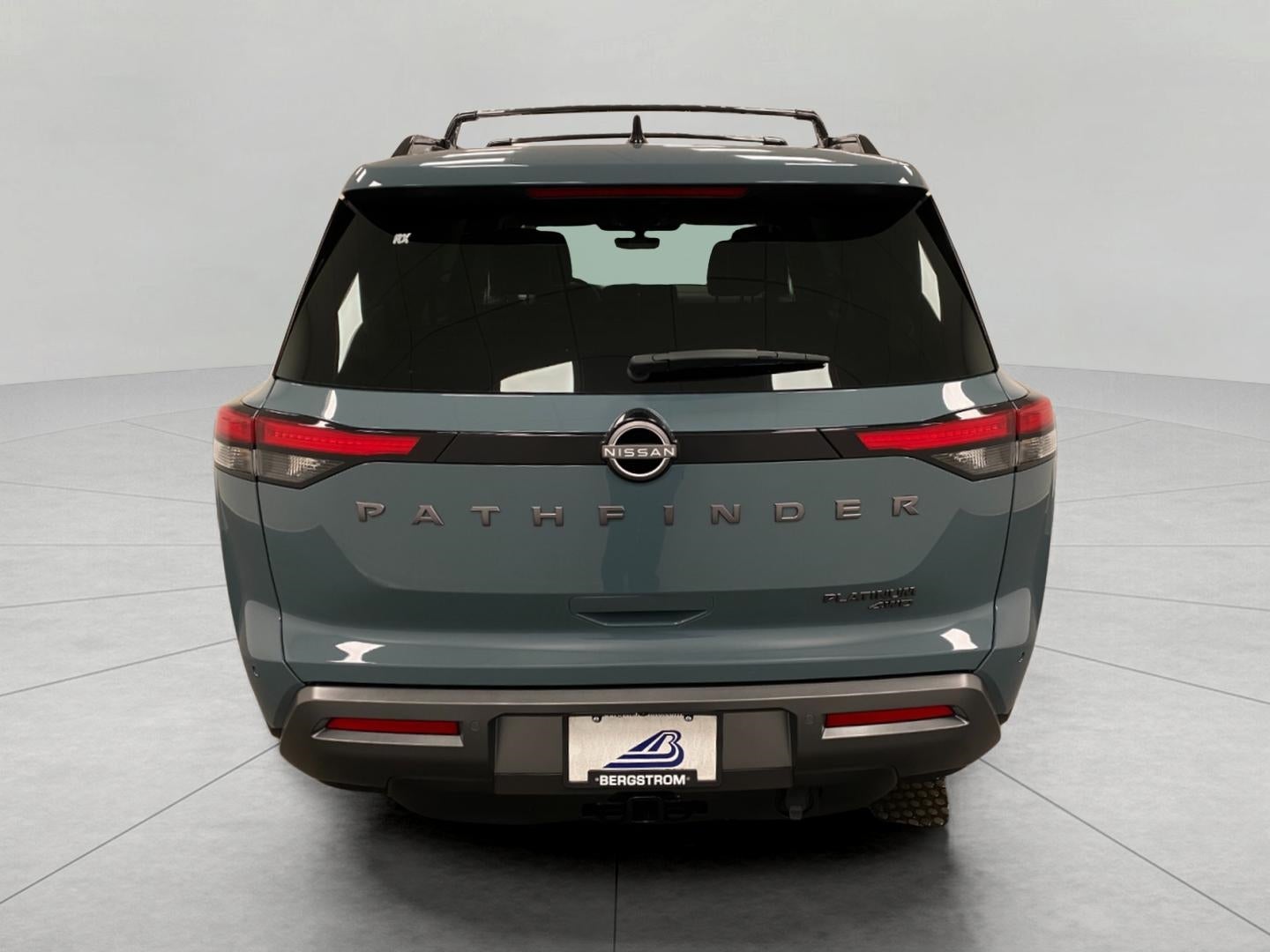 2026 Nissan Pathfinder Platinum 4WD