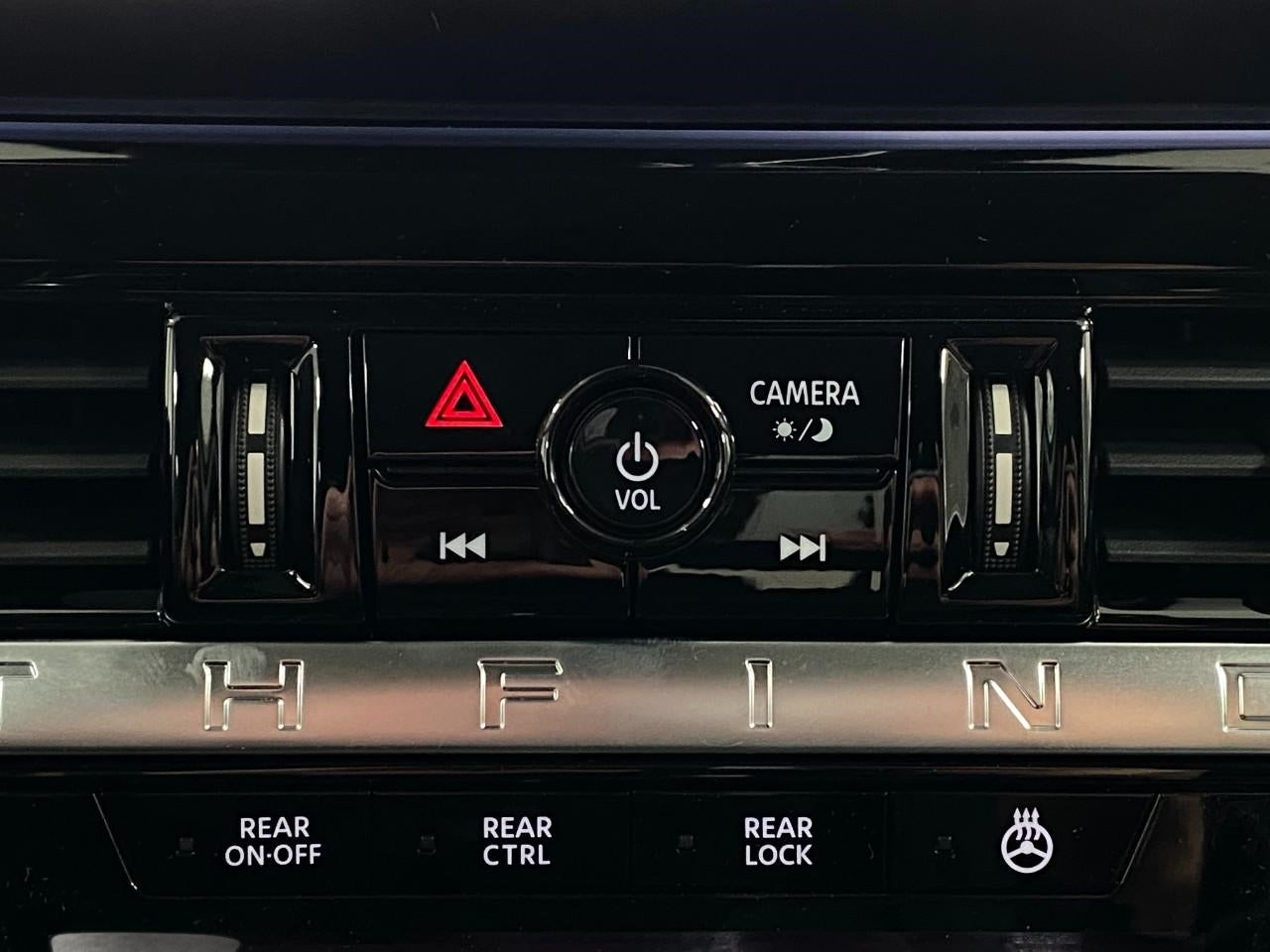 2026 Nissan Pathfinder Platinum 4WD