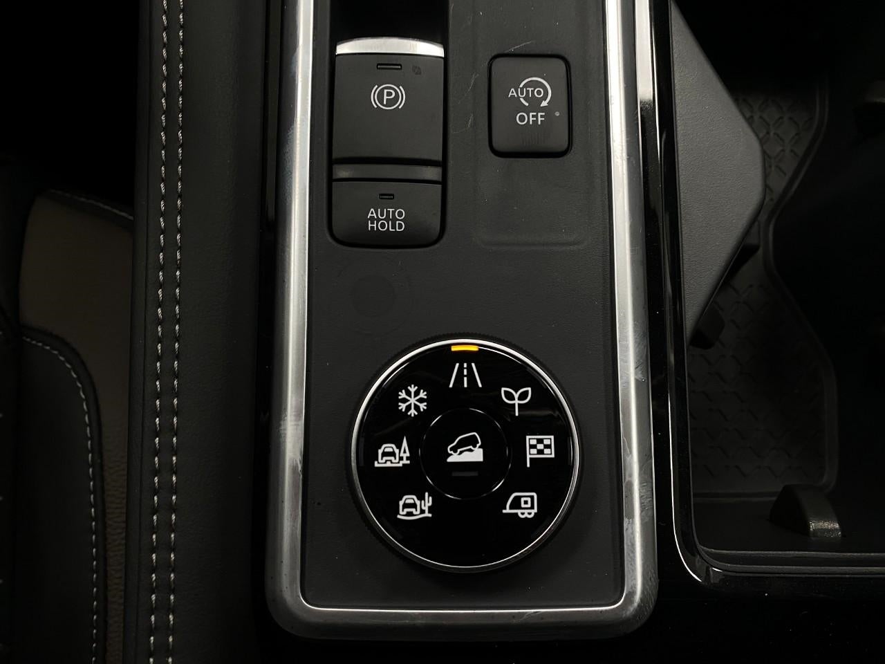 2026 Nissan Pathfinder Platinum 4WD