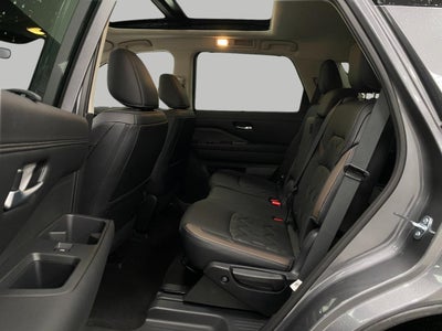 2026 Nissan Pathfinder Platinum 4WD