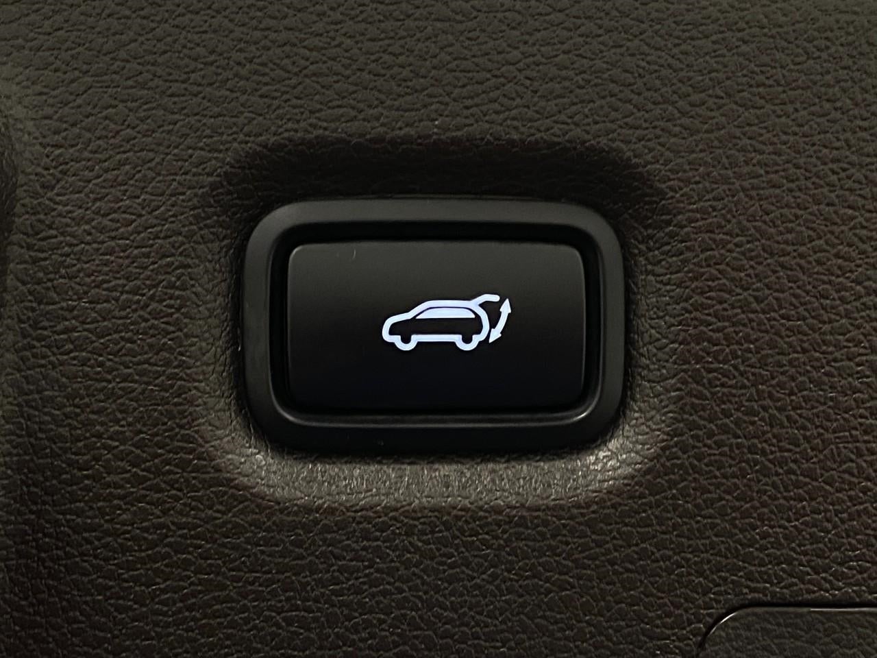 2020 Hyundai Santa Fe SEL 2.4L Auto AWD