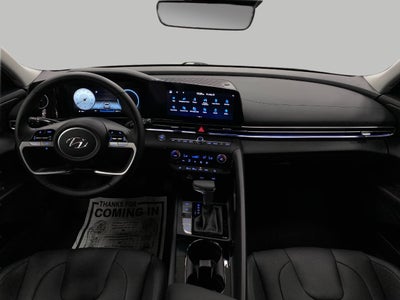 2023 Hyundai Elantra Limited IVT