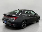2023 Hyundai Elantra Limited IVT