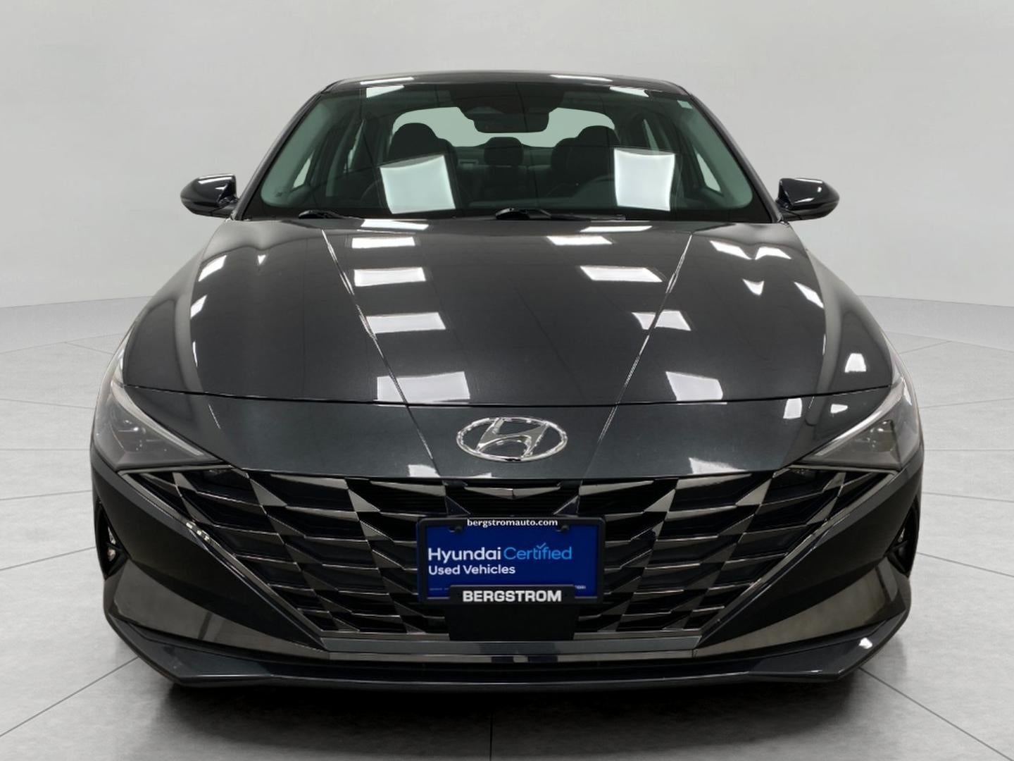 2023 Hyundai Elantra Limited IVT