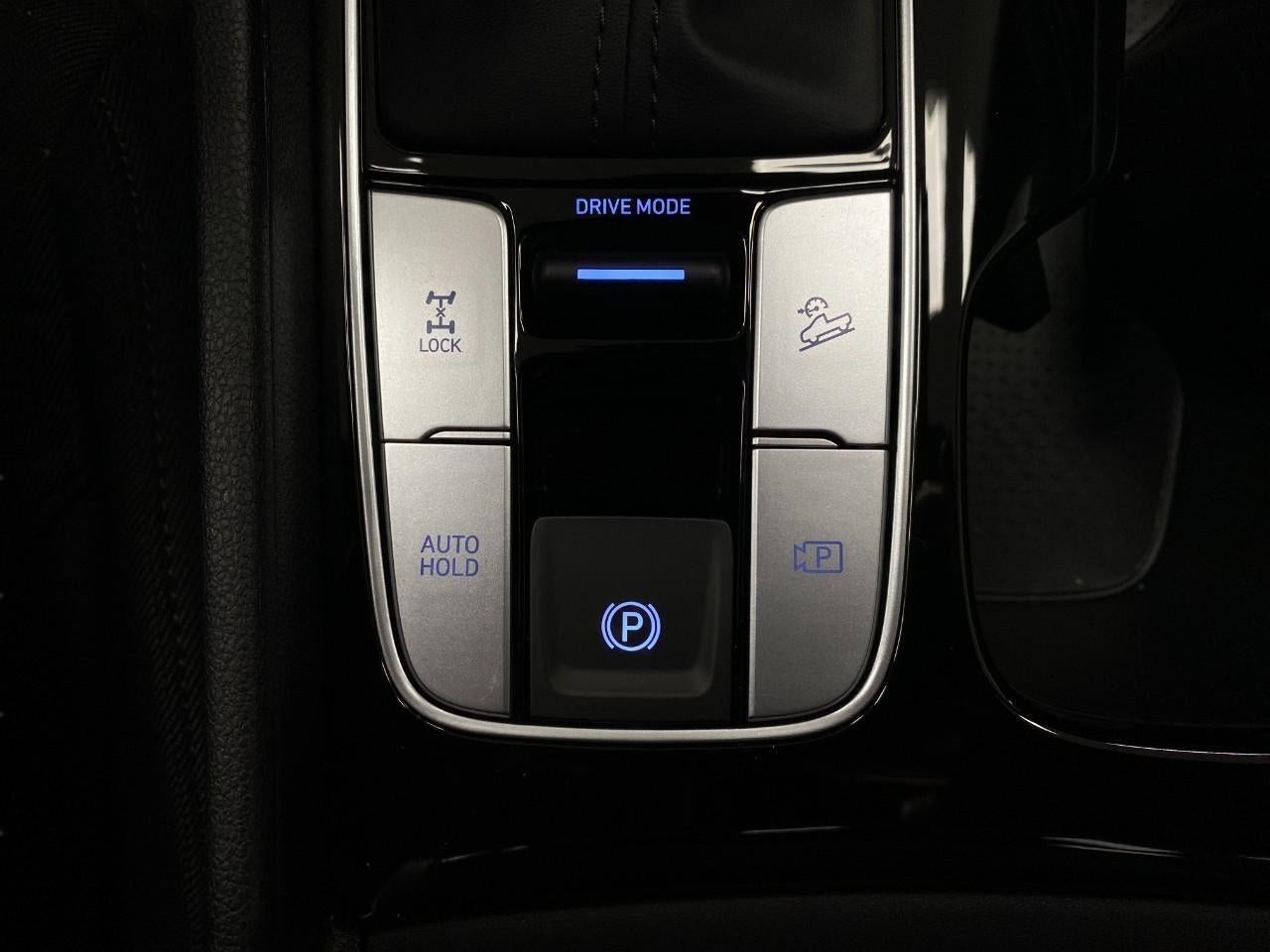 2025 Hyundai Santa Cruz SE AWD