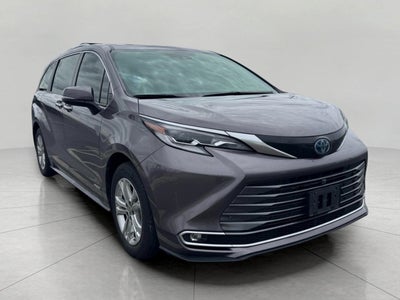 2021 Toyota SIENNA MINI-VAN, PASSENGER