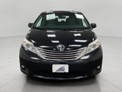 2016 Toyota SIENNA XLE 8-PASSENGER