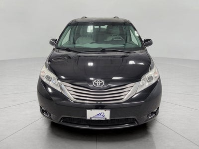 2017 Toyota Sienna XLE Premium FWD 8-Passenger