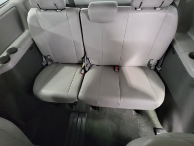 2017 Toyota Sienna XLE Premium FWD 8-Passenger