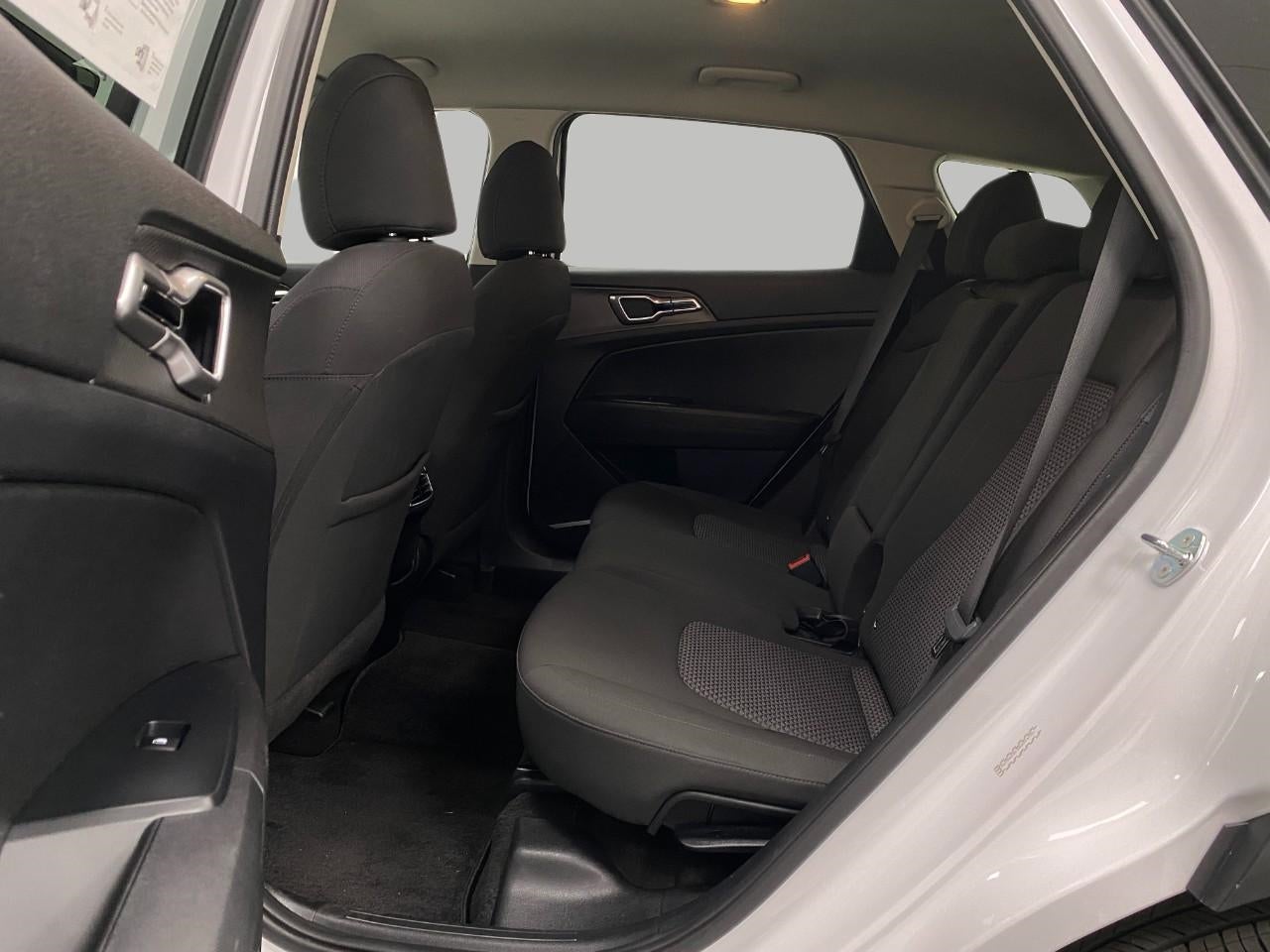 2025 Kia Sportage LX AWD