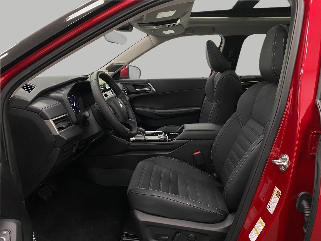 2025 Mitsubishi Outlander SE S-AWC