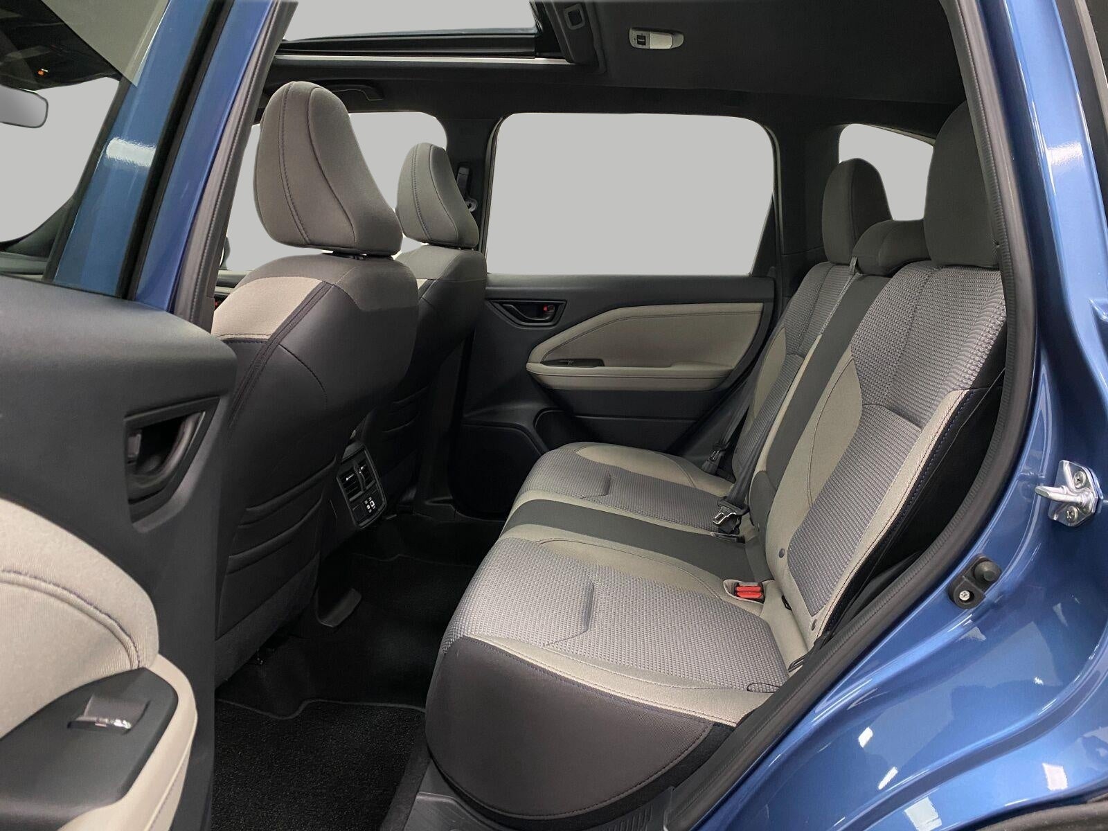 2025 Subaru Forester Premium AWD