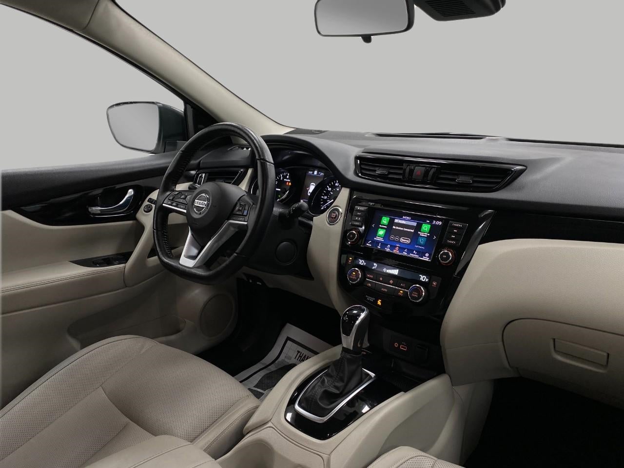 2022 Nissan Rogue Sport SL