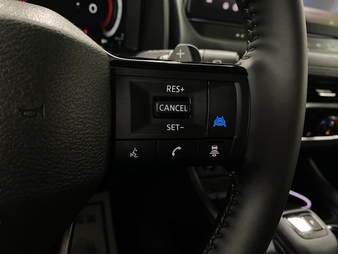 2025 Nissan Rogue AWD Platinum