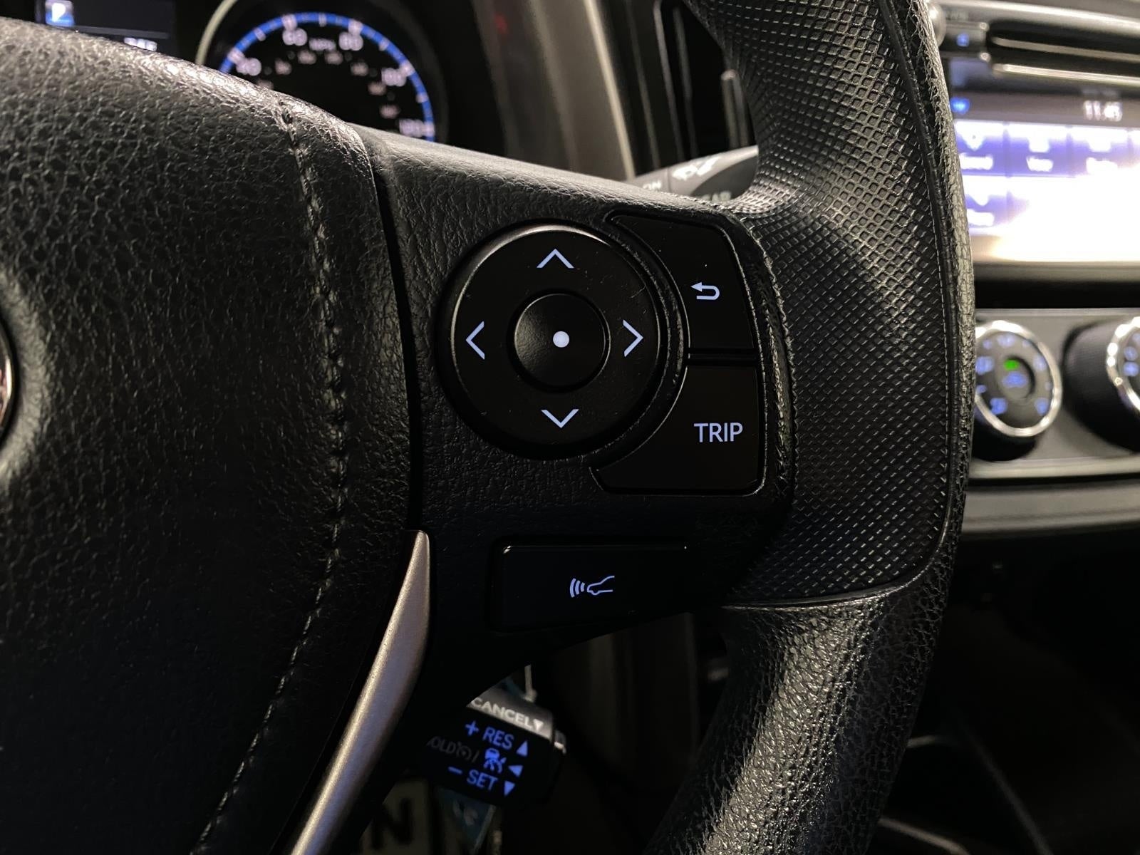 2018 Toyota RAV4 LE AWD