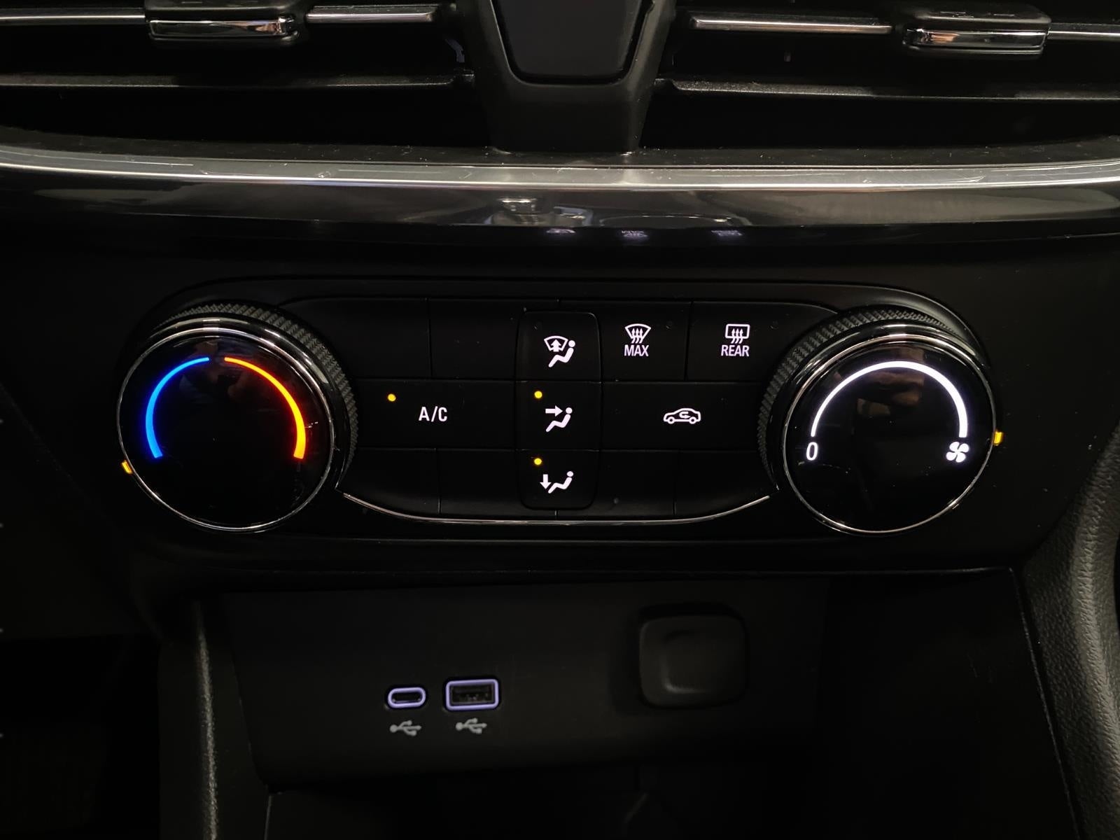 2025 Buick Encore GX AWD 4dr Preferred
