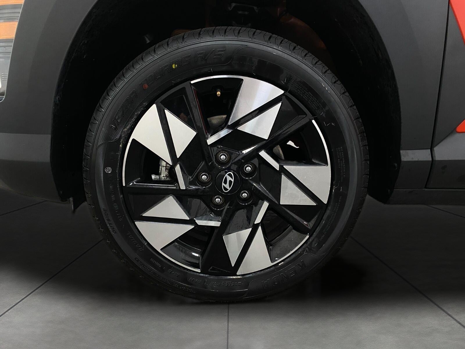 2024 Hyundai Kona SEL AWD