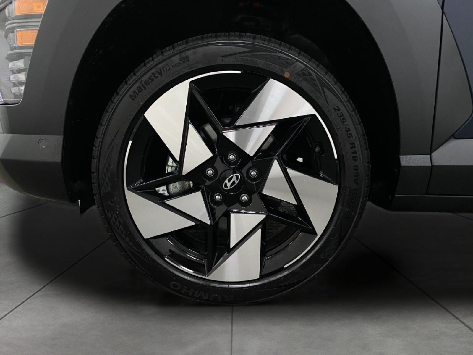 2024 Hyundai Kona Limited AWD