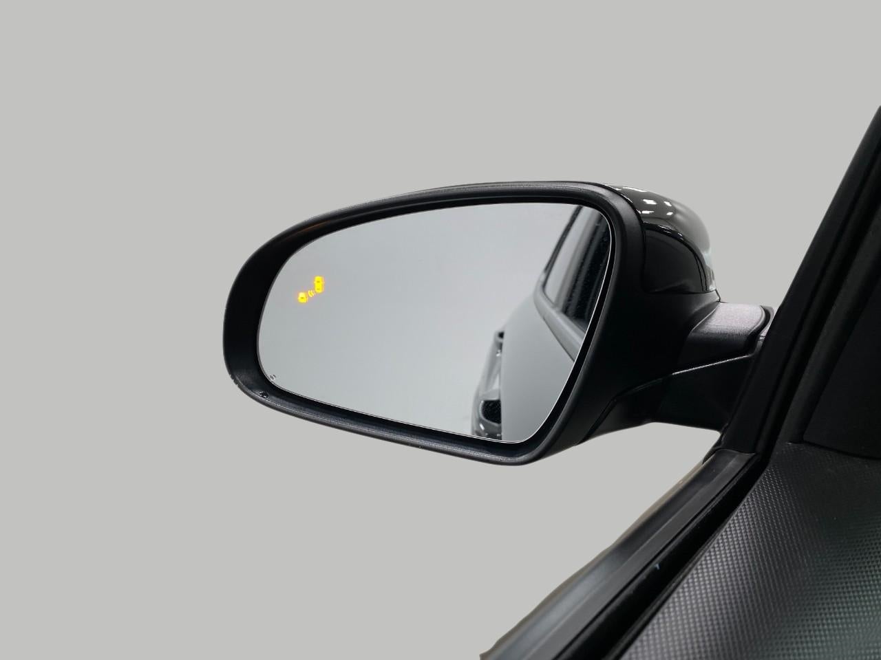 2023 Hyundai Kona Limited DCT AWD