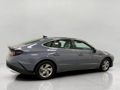 2025 Hyundai Sonata SE FWD