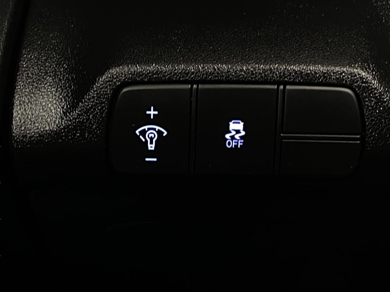 2025 Hyundai Elantra SEL Sport IVT