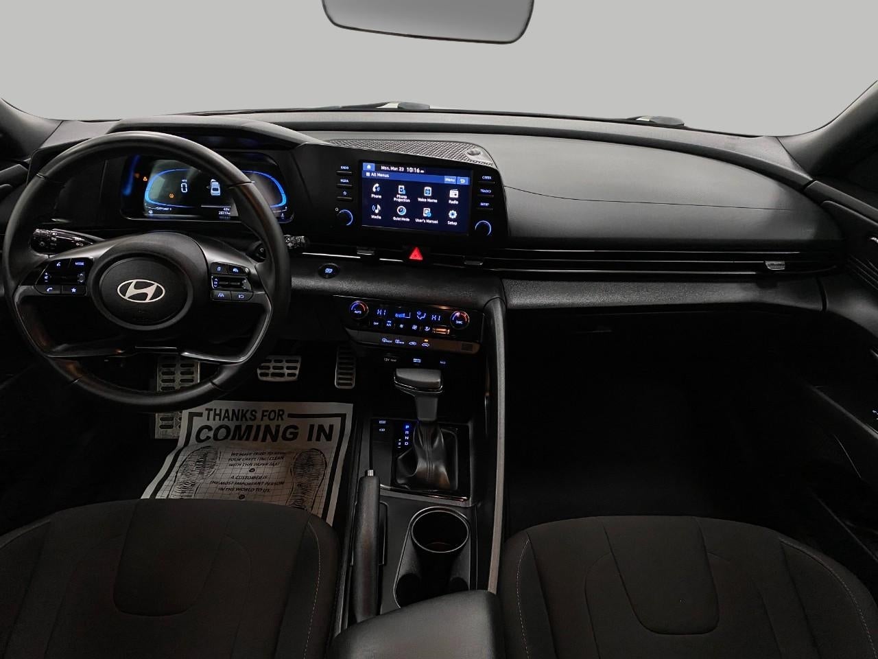 2025 Hyundai Elantra SEL Sport IVT