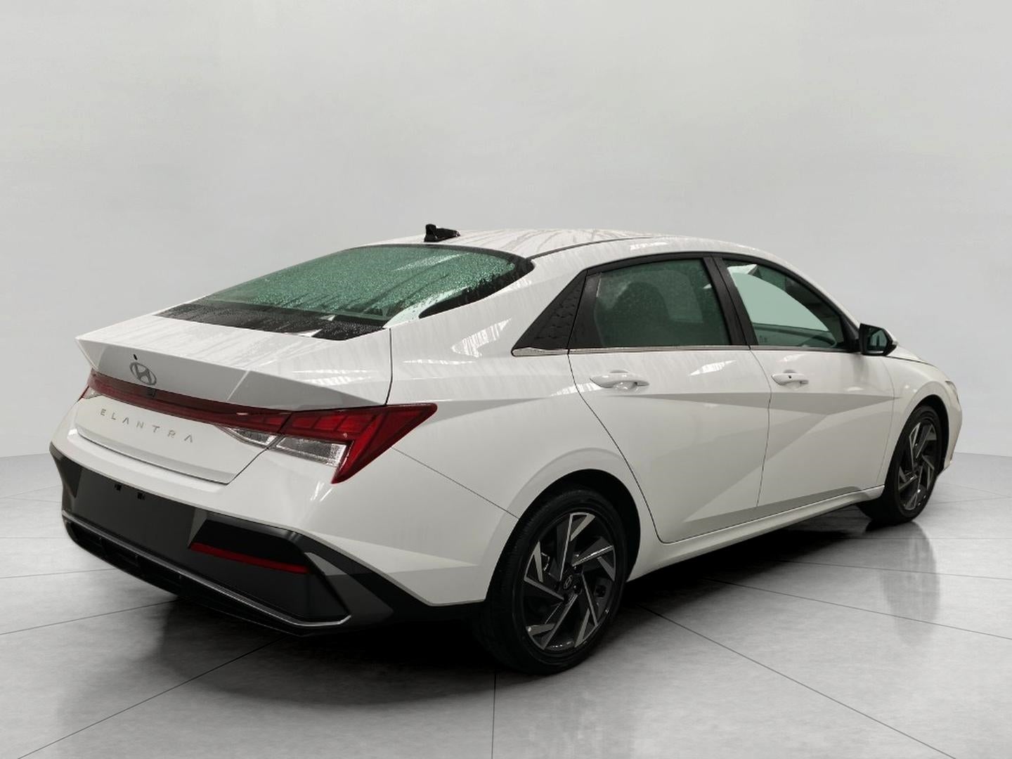 2025 Hyundai ELANTRA SEDAN