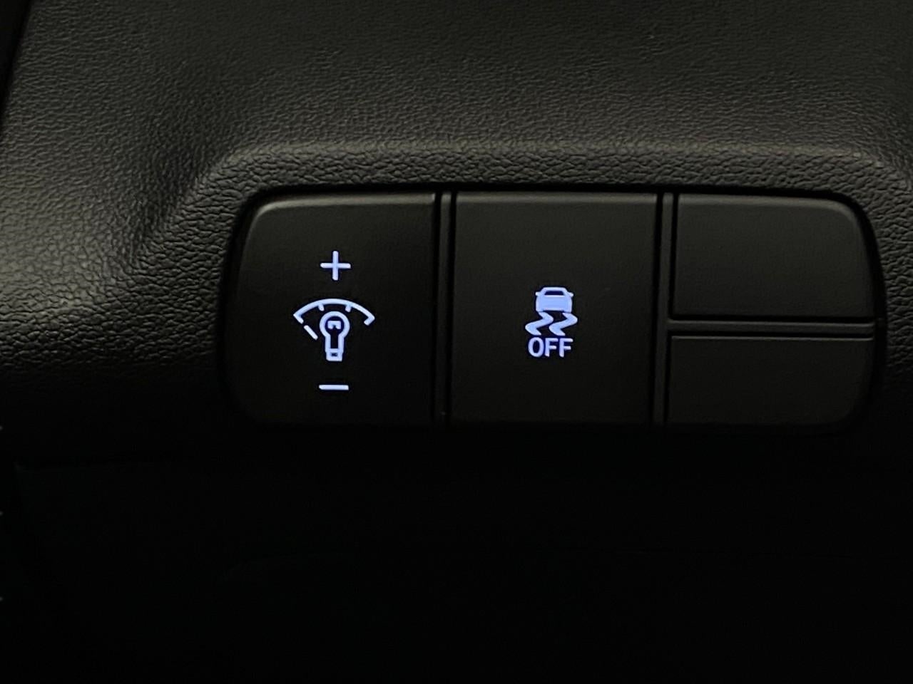 2025 Hyundai ELANTRA SEDAN