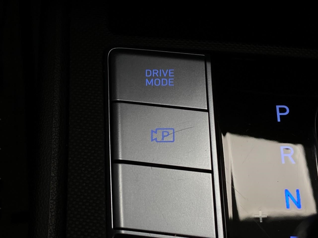 2025 Hyundai ELANTRA SEDAN