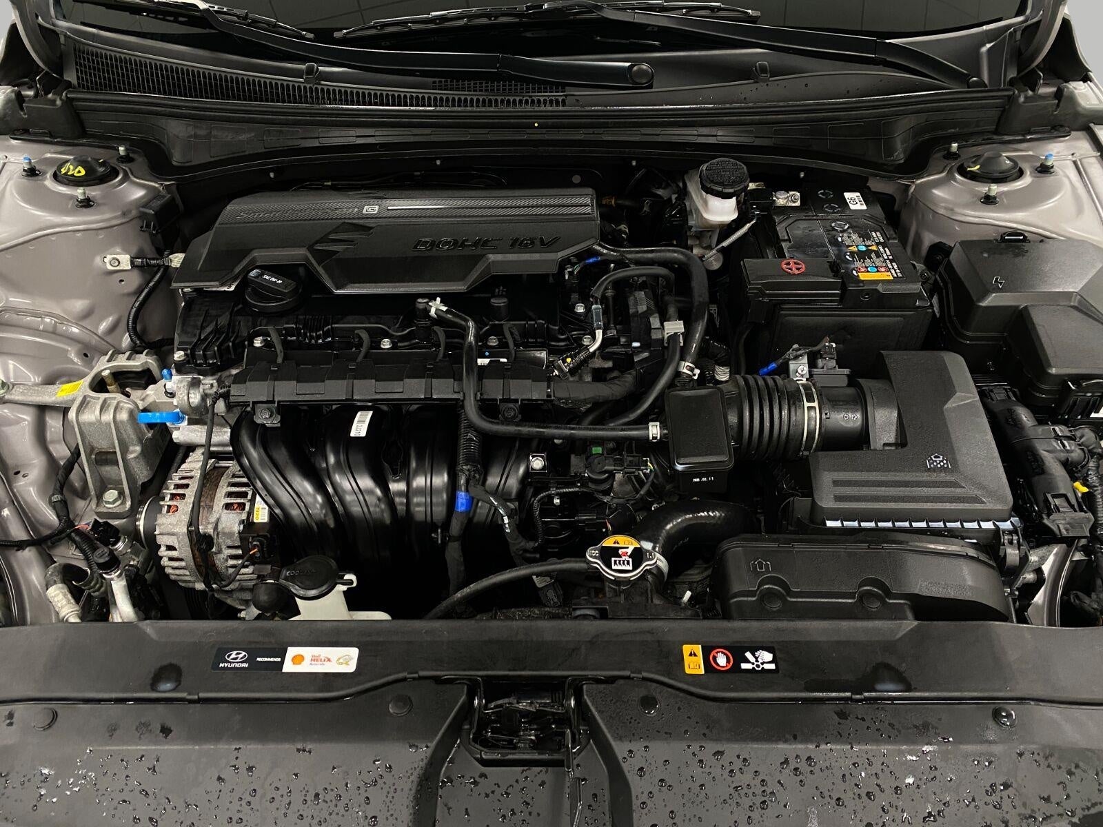 2025 Hyundai Elantra SEL Convenience IVT