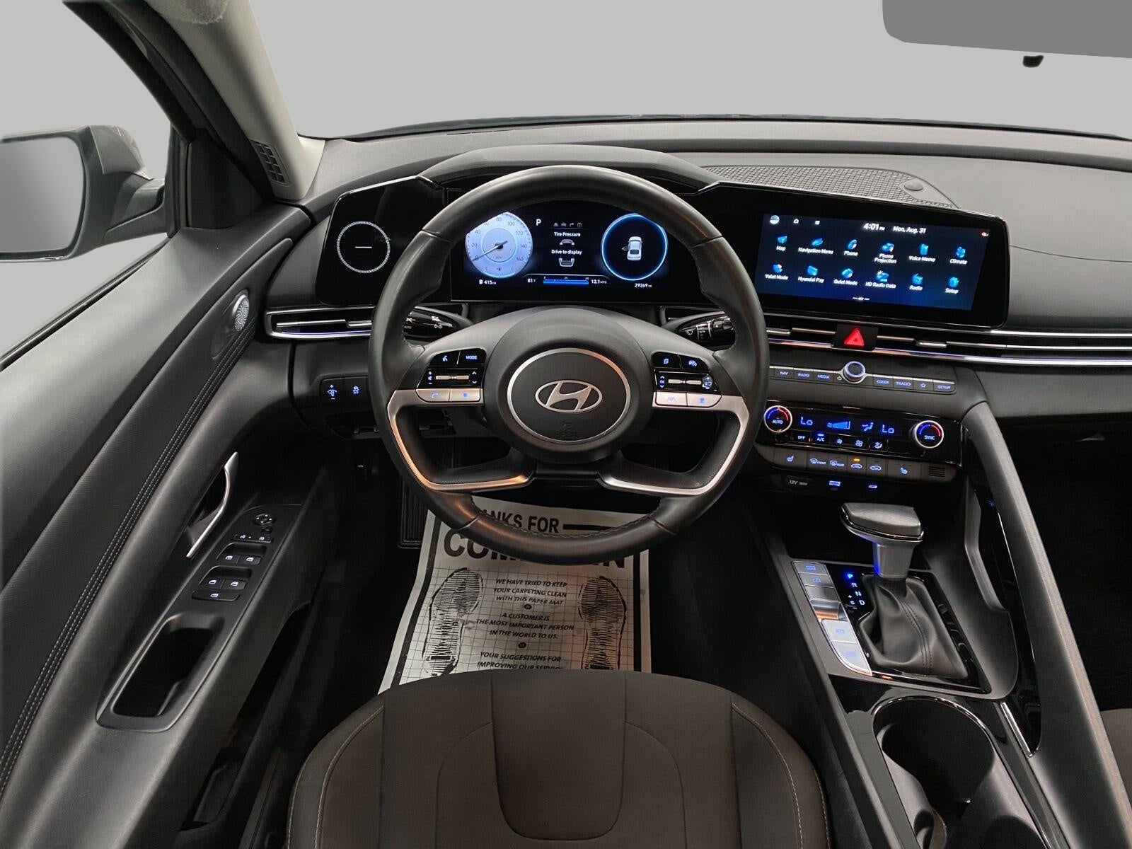 2025 Hyundai Elantra SEL Convenience IVT