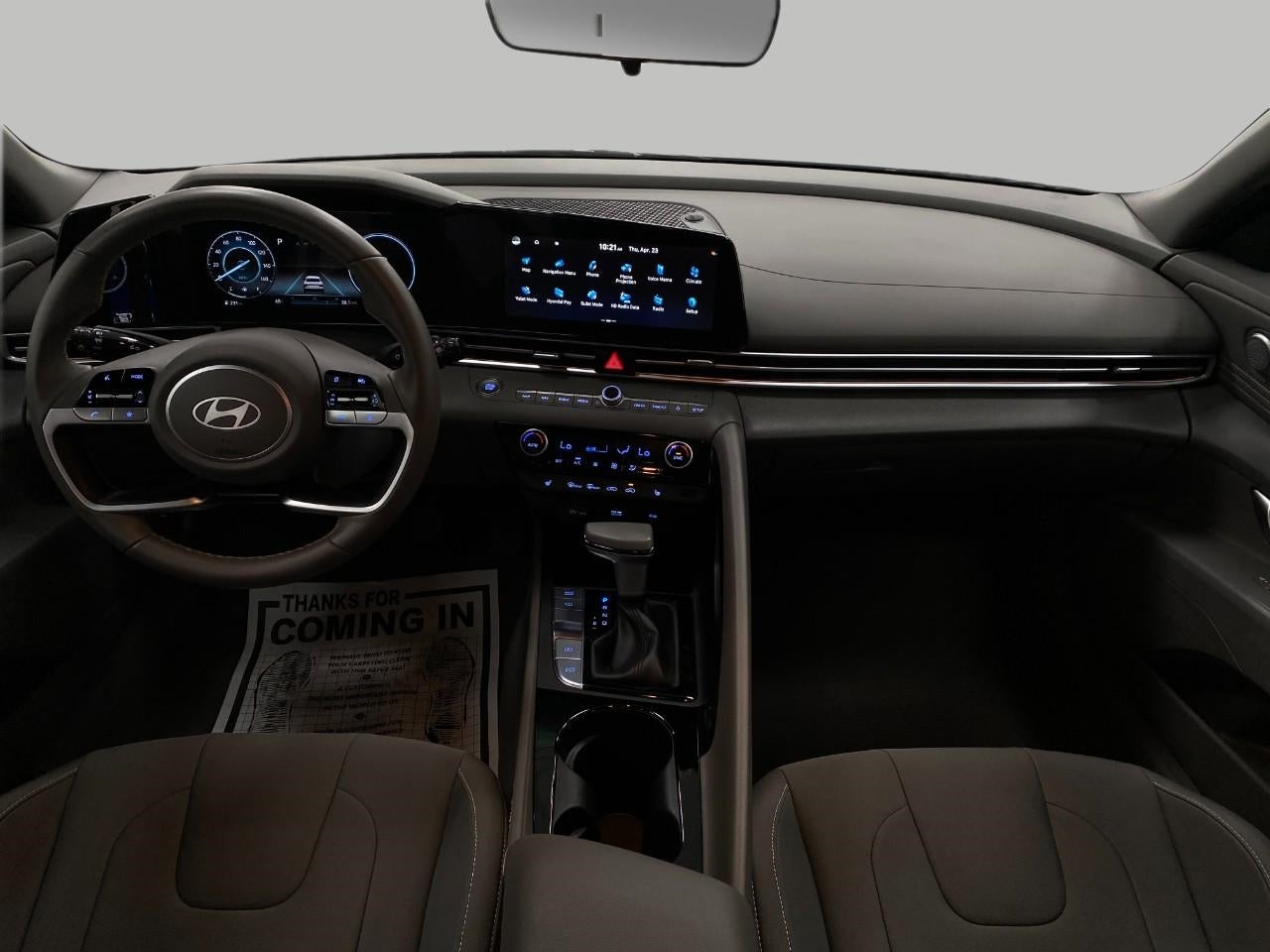 2025 Hyundai Elantra SEL Convenience IVT