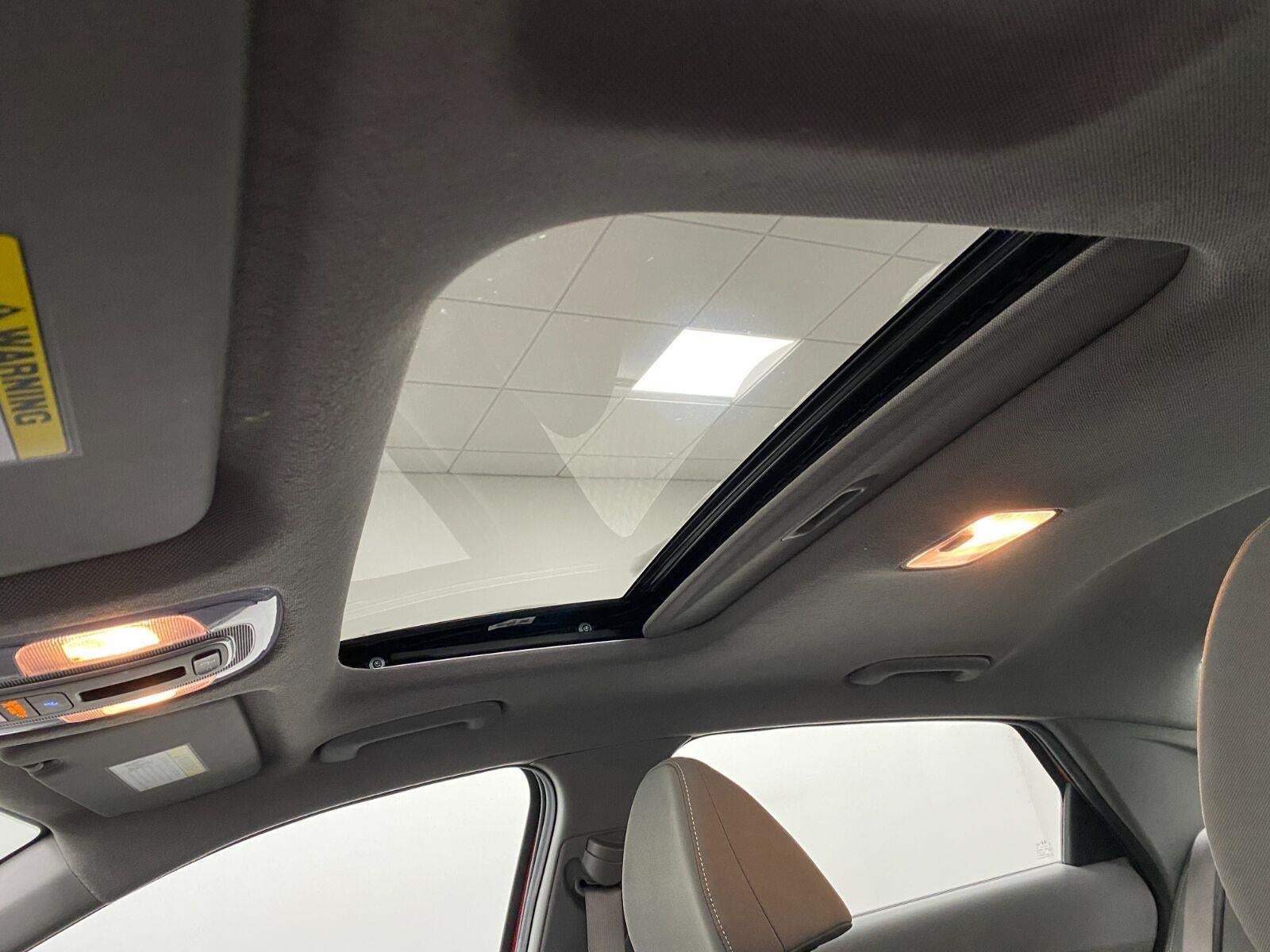 2025 Hyundai Elantra SEL Convenience IVT