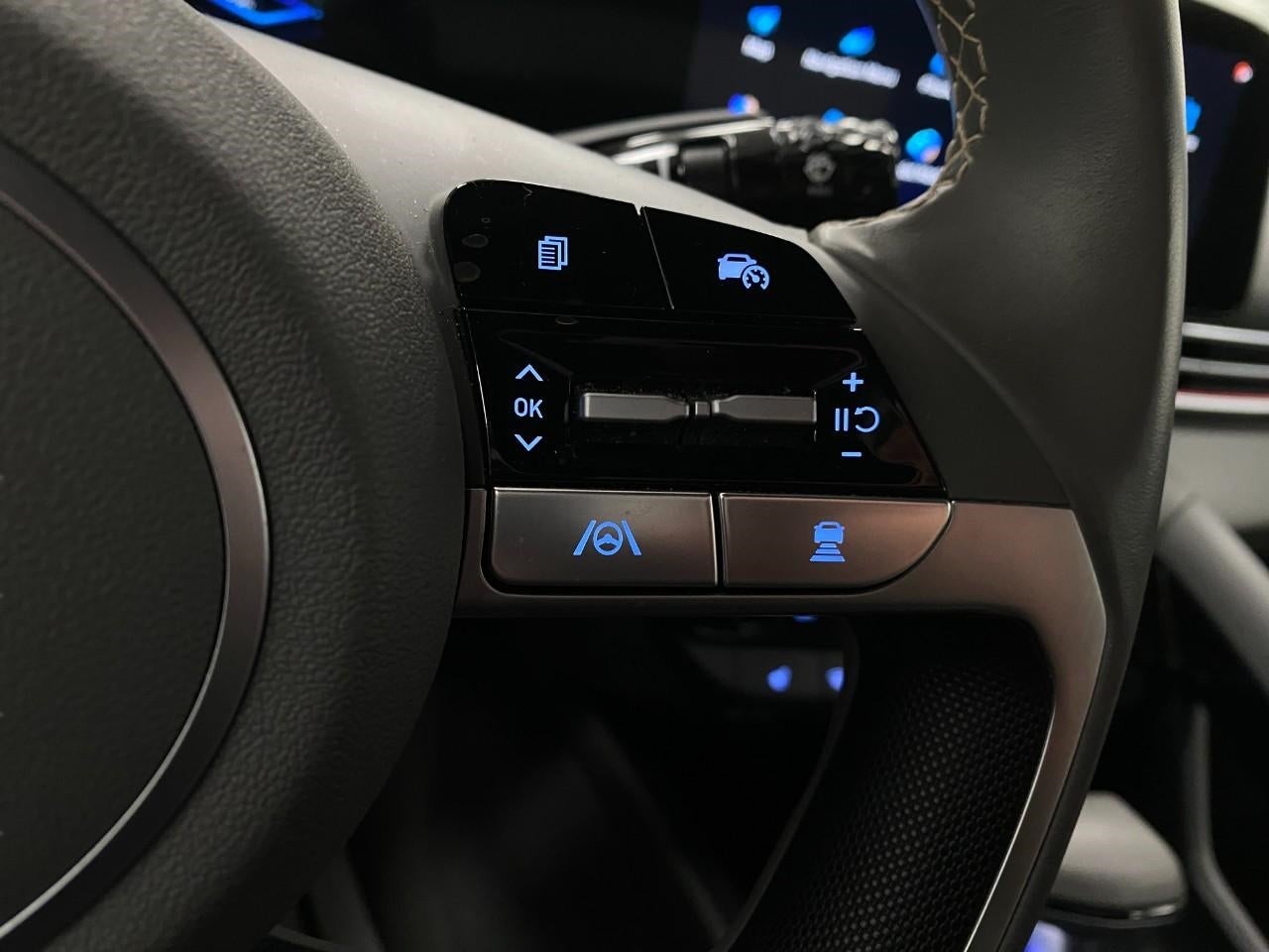 2025 Hyundai Elantra SEL Convenience IVT