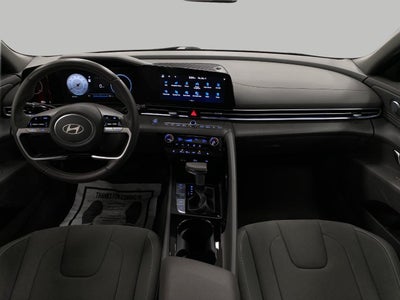 2025 Hyundai Elantra SEL Convenience IVT