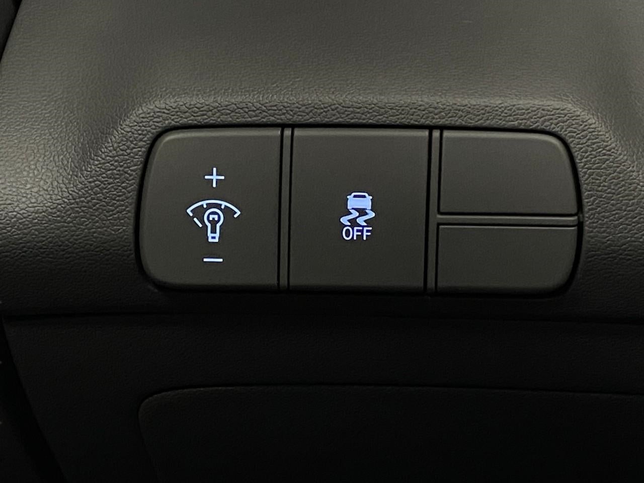 2025 Hyundai Elantra SEL Convenience IVT