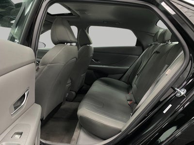 2025 Hyundai Elantra SEL Convenience IVT