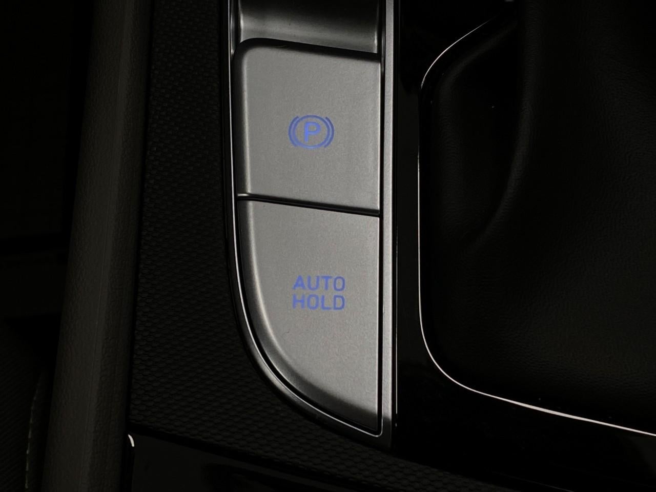 2024 Hyundai Elantra SEL IVT