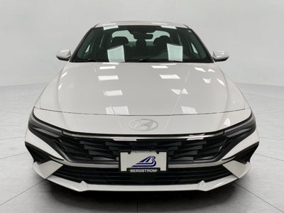2024 Hyundai Elantra SEL IVT