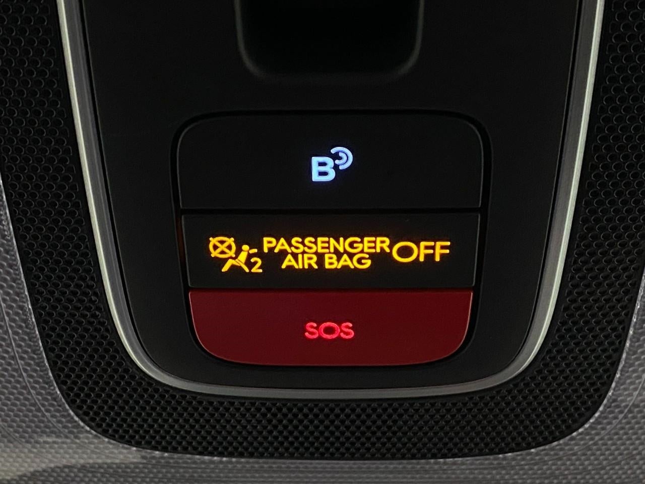 2025 Hyundai Elantra SEL Convenience IVT